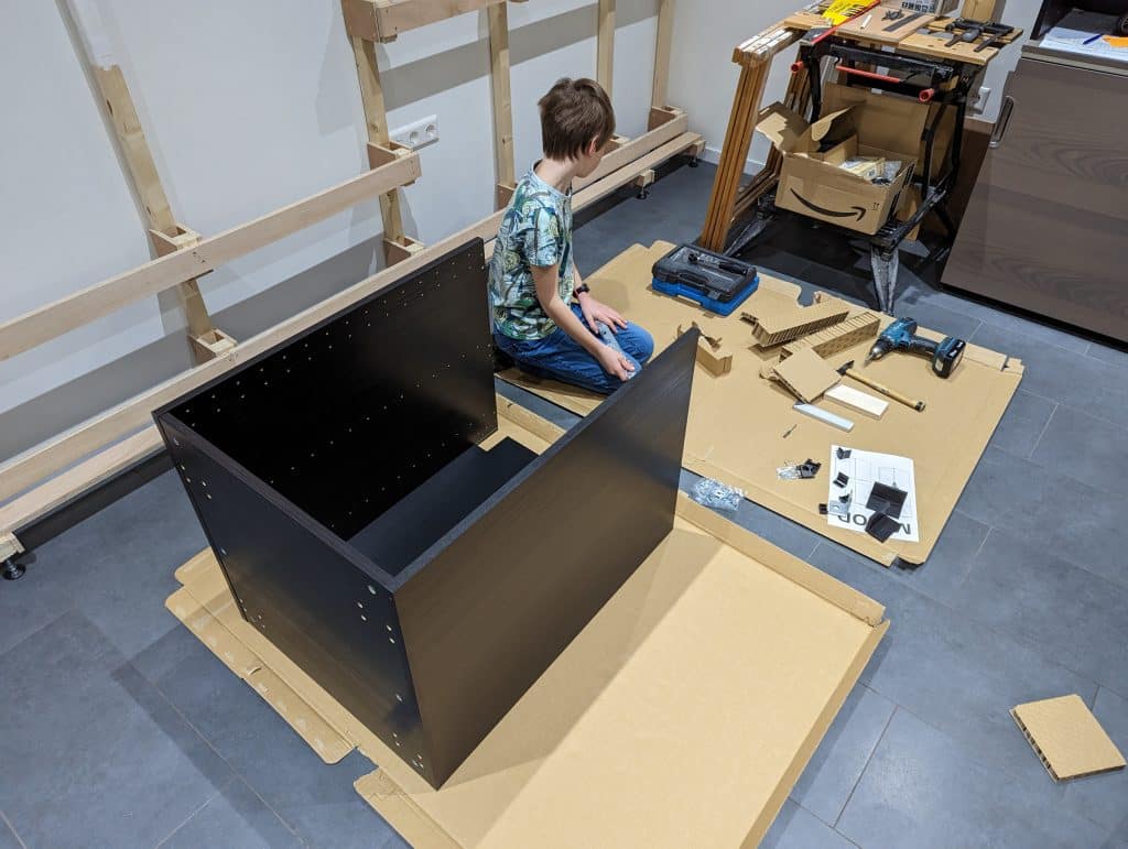 olifant Koken Meting IKEA kasten in elkaar zetten - Modelbaan in schaal N